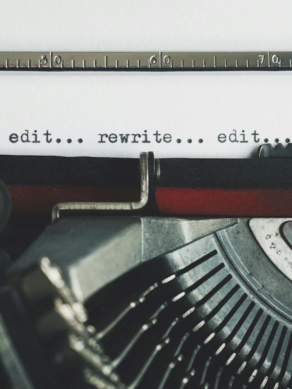 Entre calles y páginas | Callar la hoja en&nbsp;blanco